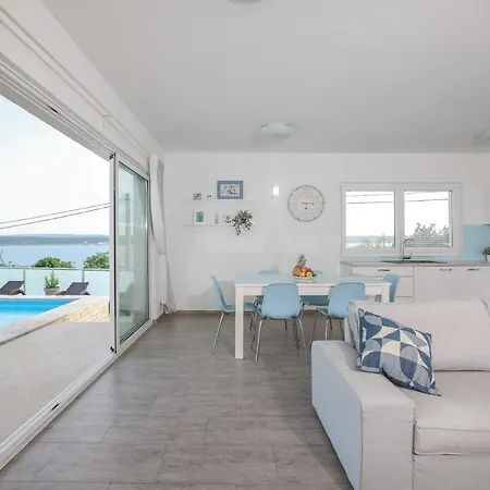 Vila House Anpero Maslenica