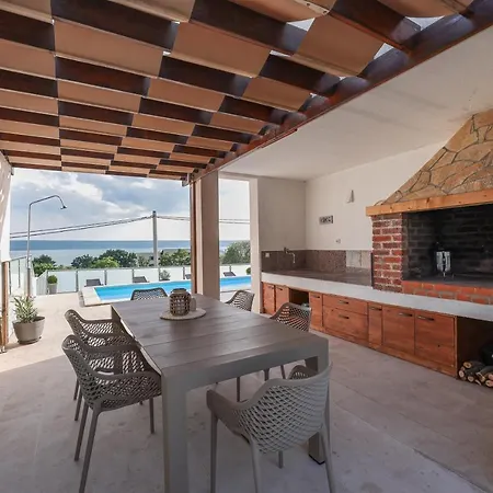 House Anpero Maslenica